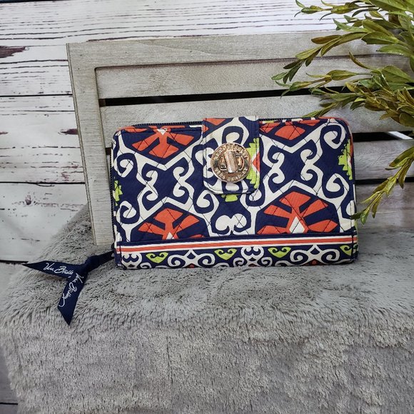 EUC Vera Bradley Turnlock Wallet - Picture 2 of 8